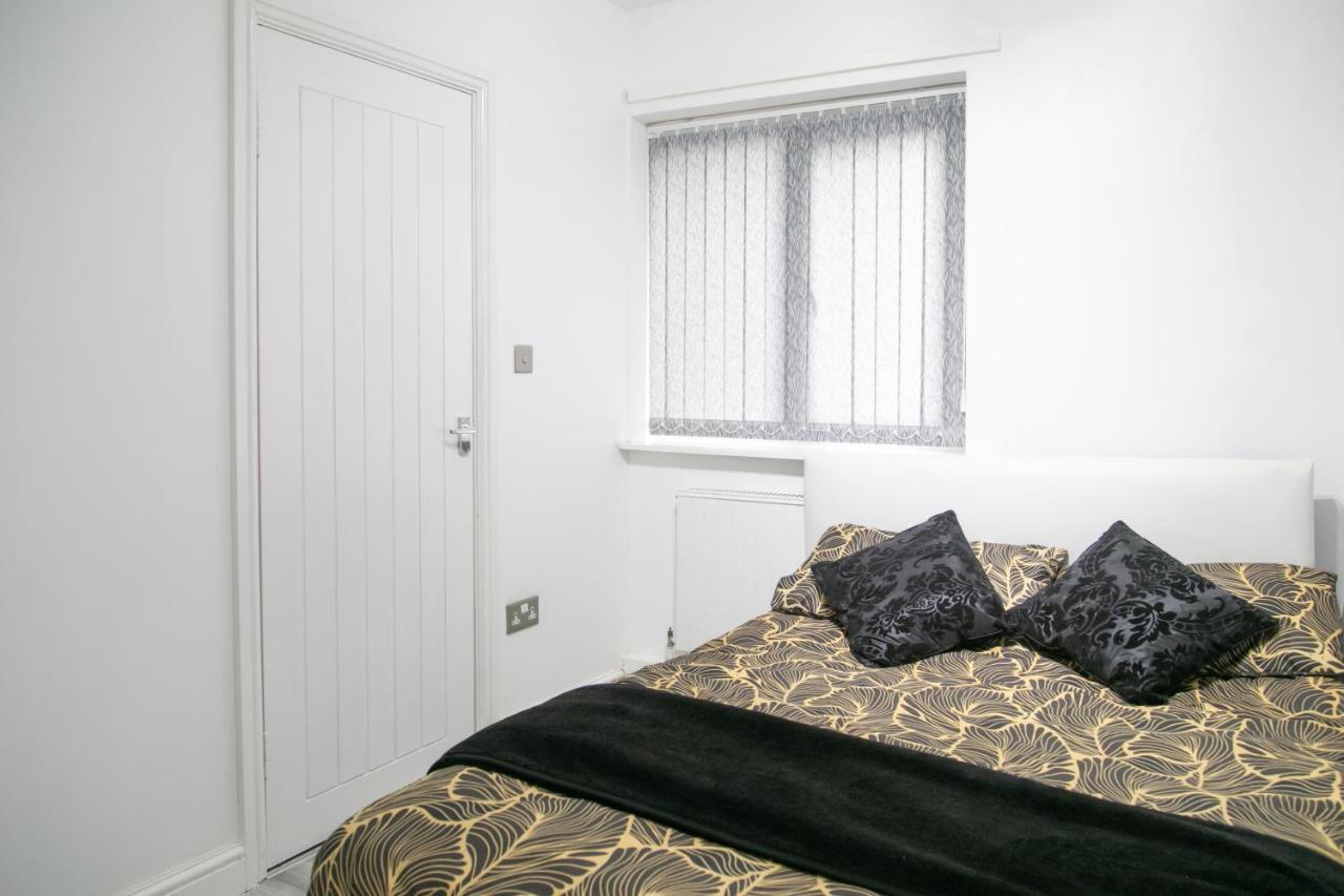 Hills View Apartments Manchester Ngoại thất bức ảnh