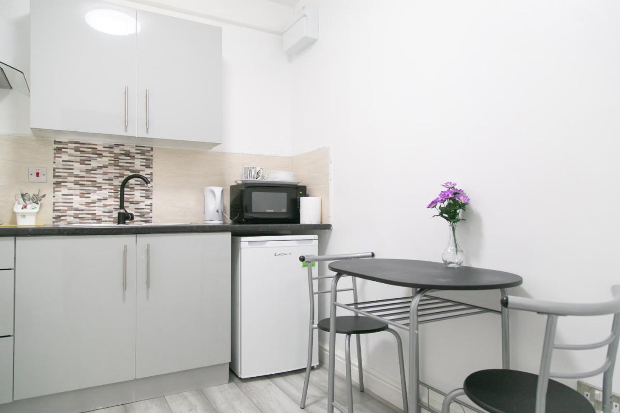 Hills View Apartments Manchester Ngoại thất bức ảnh