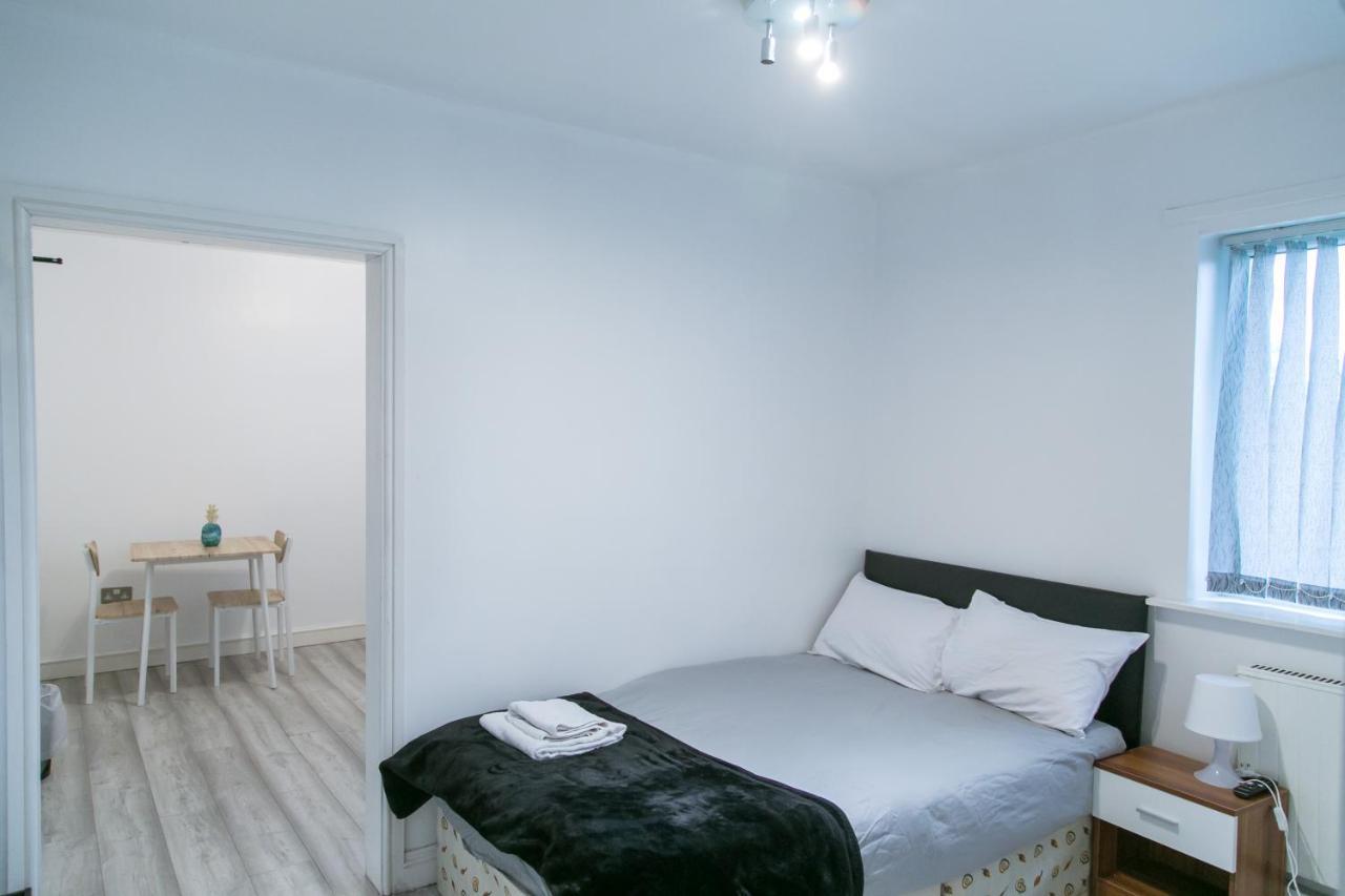 Hills View Apartments Manchester Ngoại thất bức ảnh