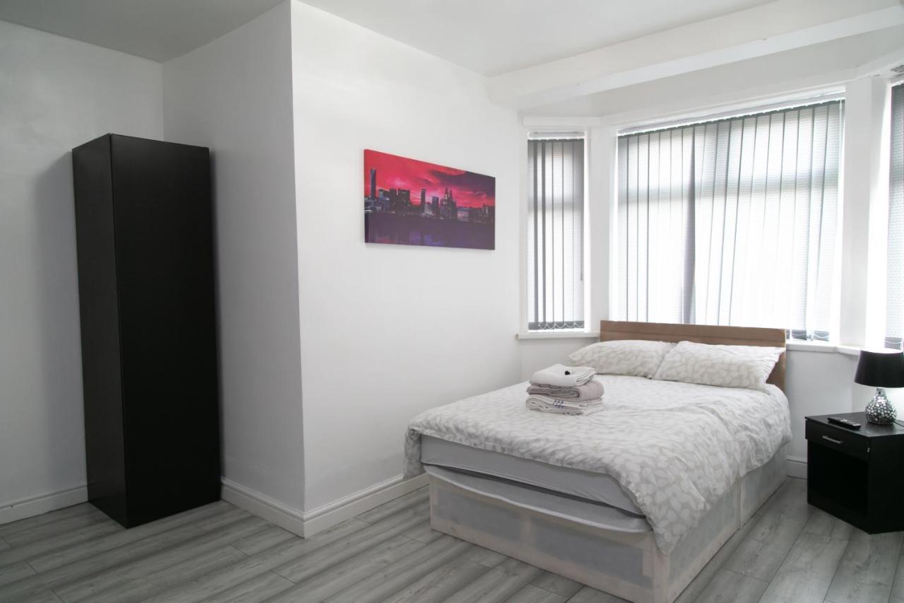 Hills View Apartments Manchester Ngoại thất bức ảnh