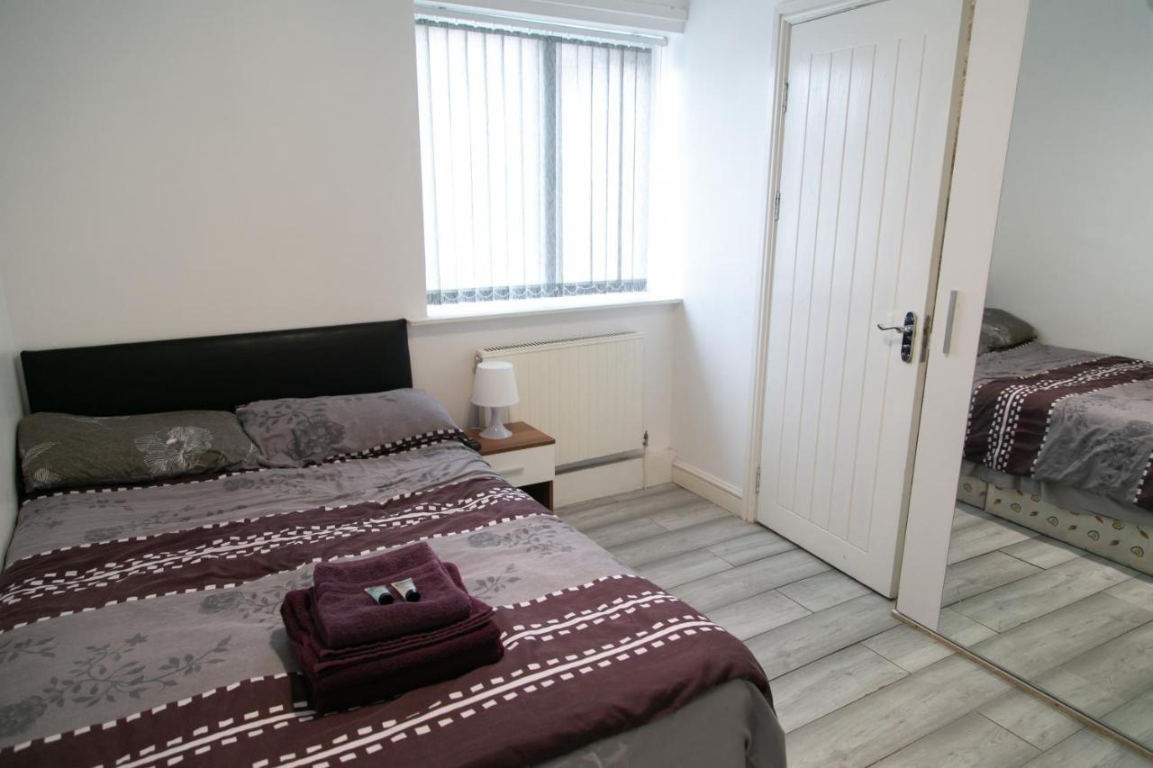 Hills View Apartments Manchester Ngoại thất bức ảnh