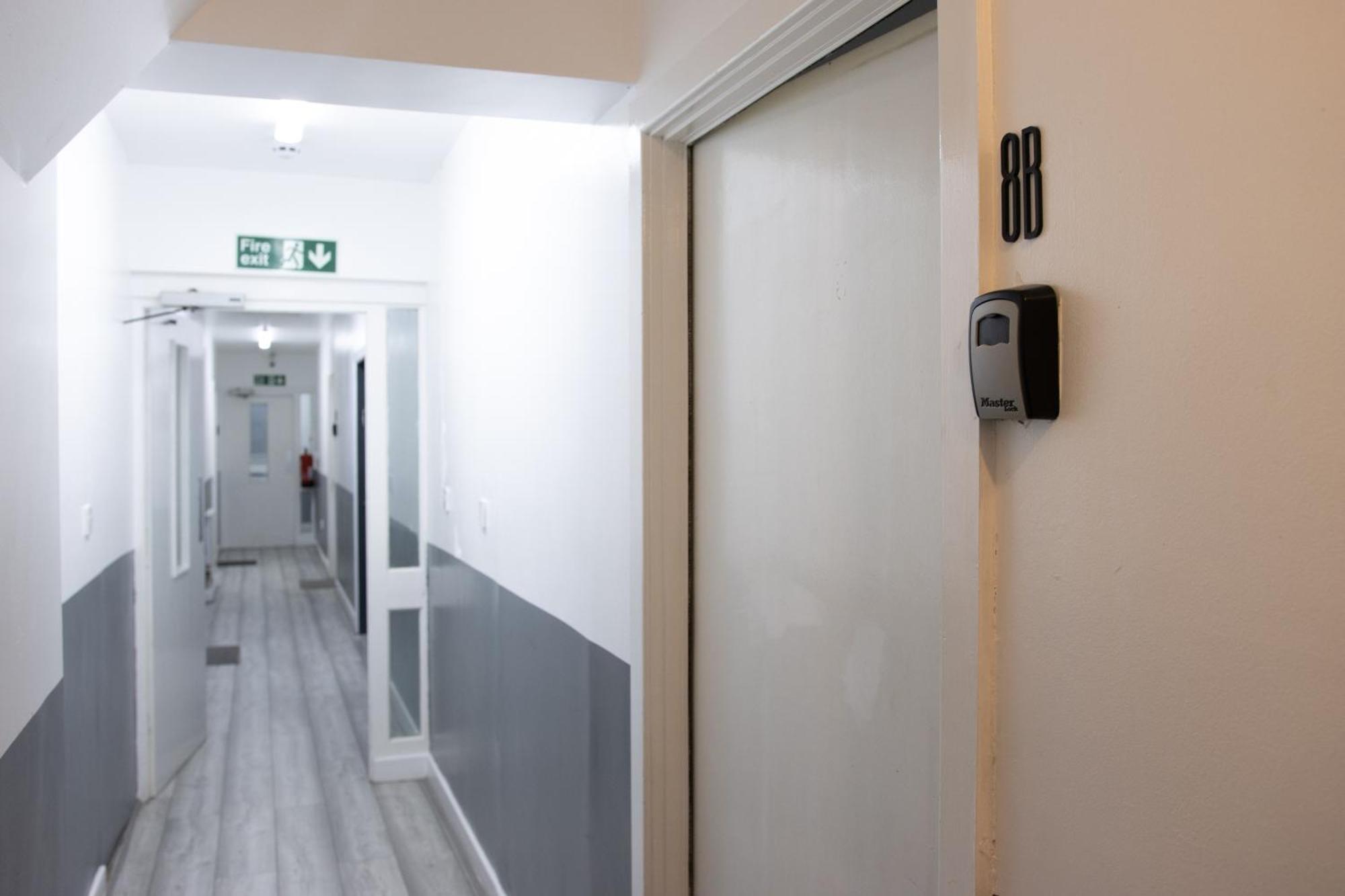 Hills View Apartments Manchester Ngoại thất bức ảnh