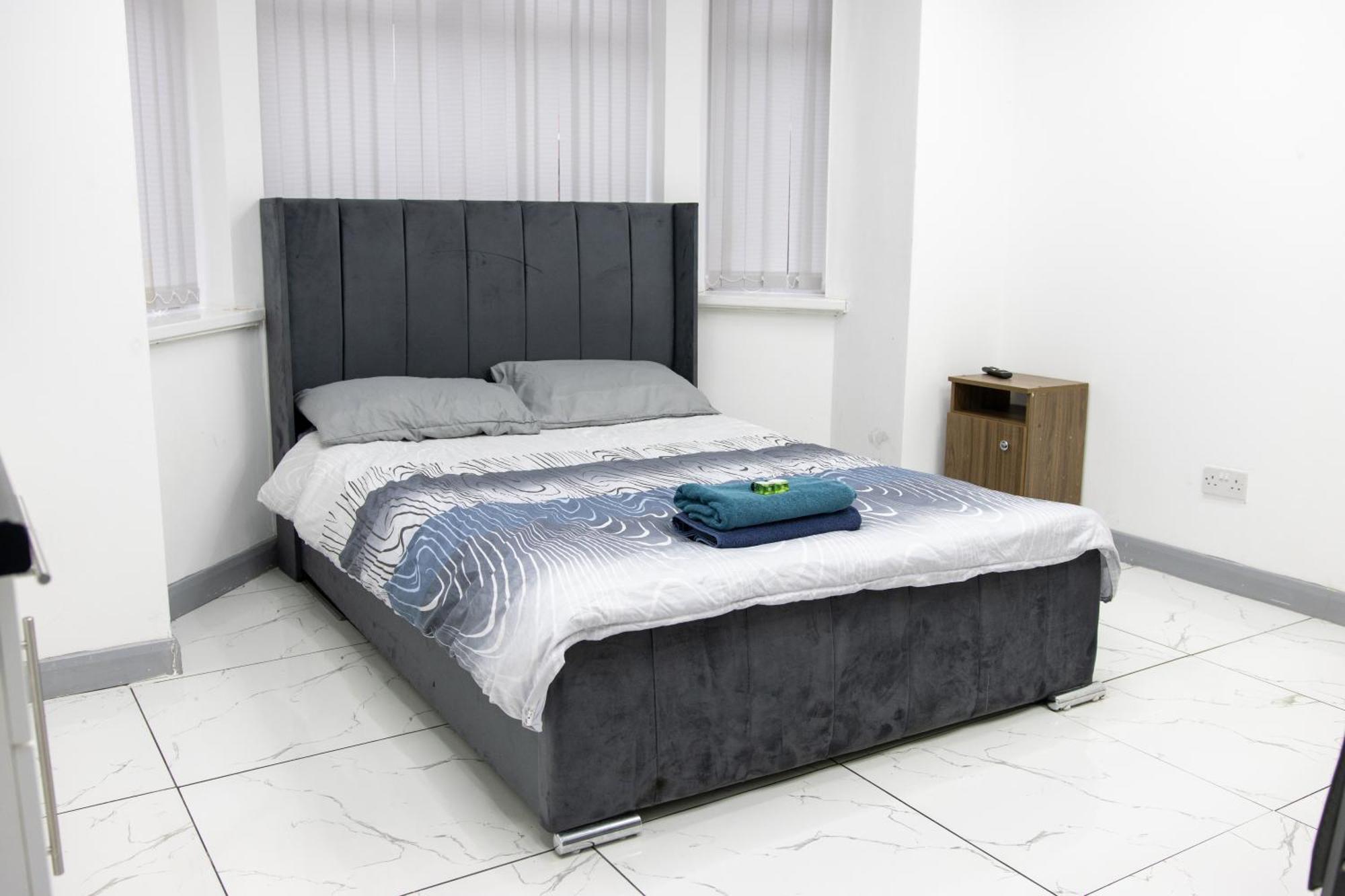 Hills View Apartments Manchester Ngoại thất bức ảnh